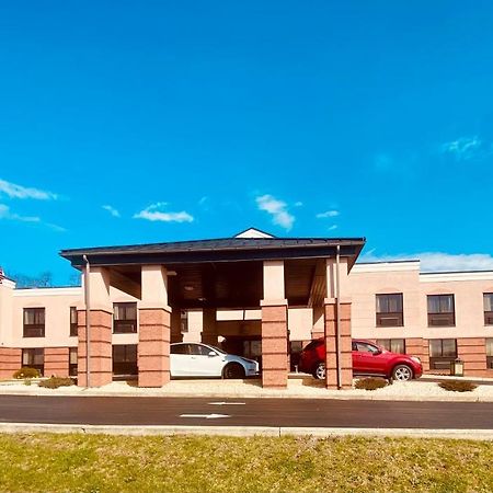 Quality Inn & Suites Kearneysville - Martinsburg Esterno foto