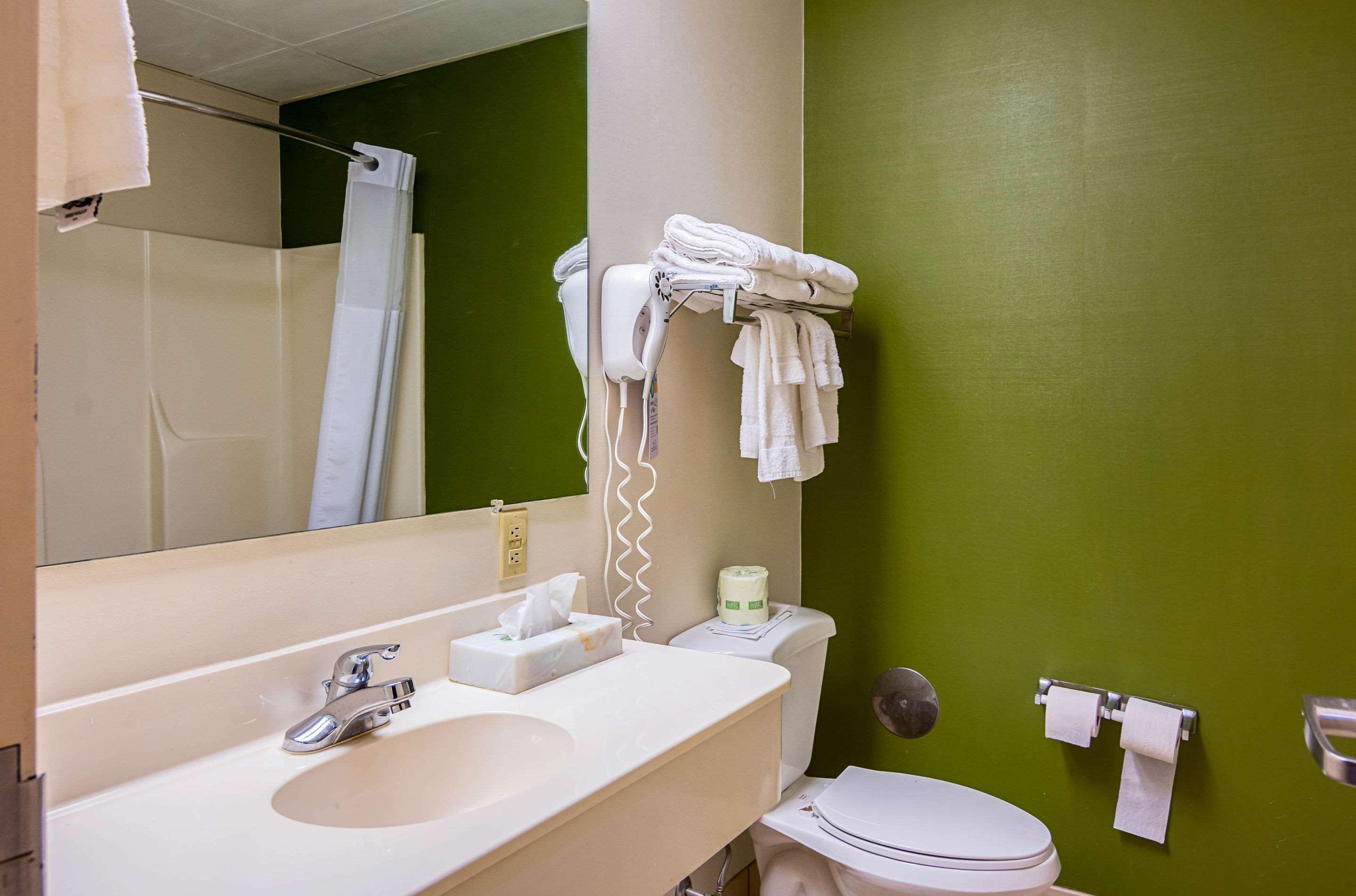 Quality Inn & Suites Kearneysville - Martinsburg Esterno foto